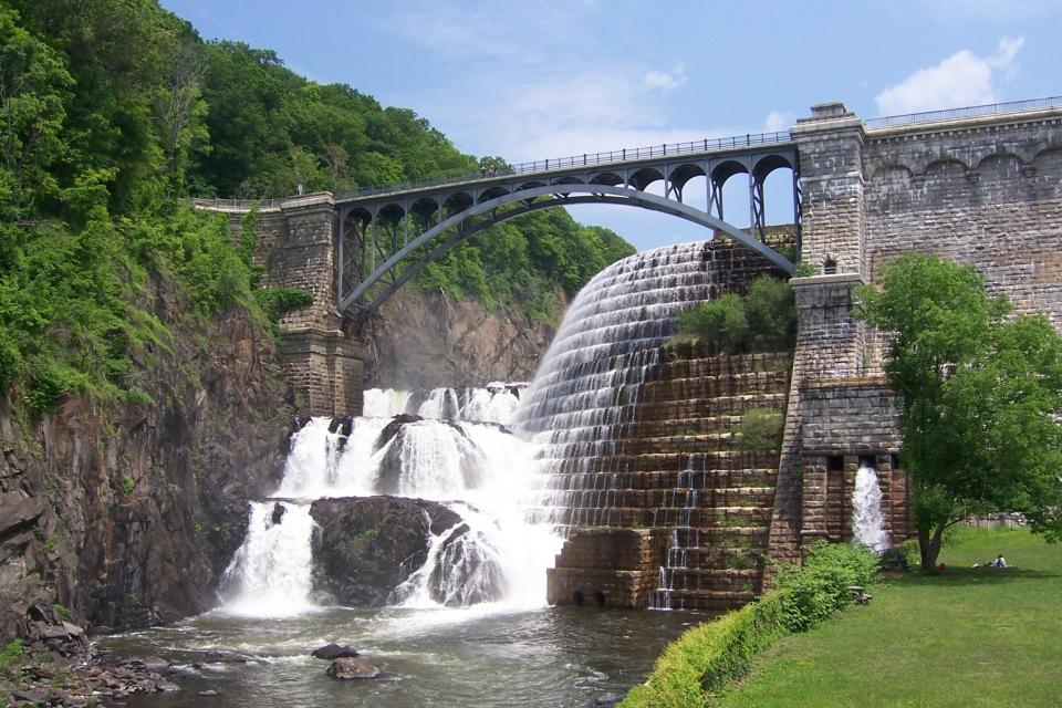 New Croton Reservoir Dam and Arch | Shutterbug